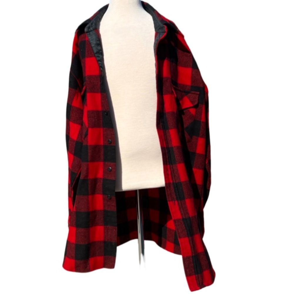 Pendleton 100% Virgin wool Red and Black Plaid Classic Lumberjack Flannel - Picture 5 of 8